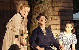 Amalie, Meister Gerhard, Elisabeth (Mandy Schurig, Frank Mhring, Aileen Vu Duc20030721)